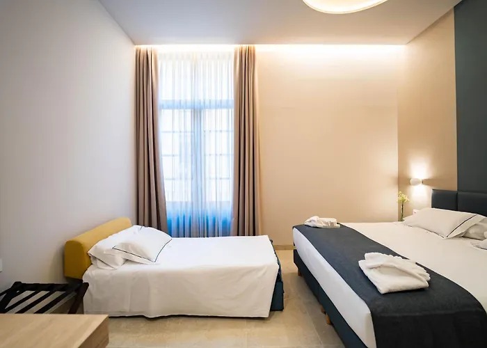 Отель San Lorenzo Boutique Catedral 3*